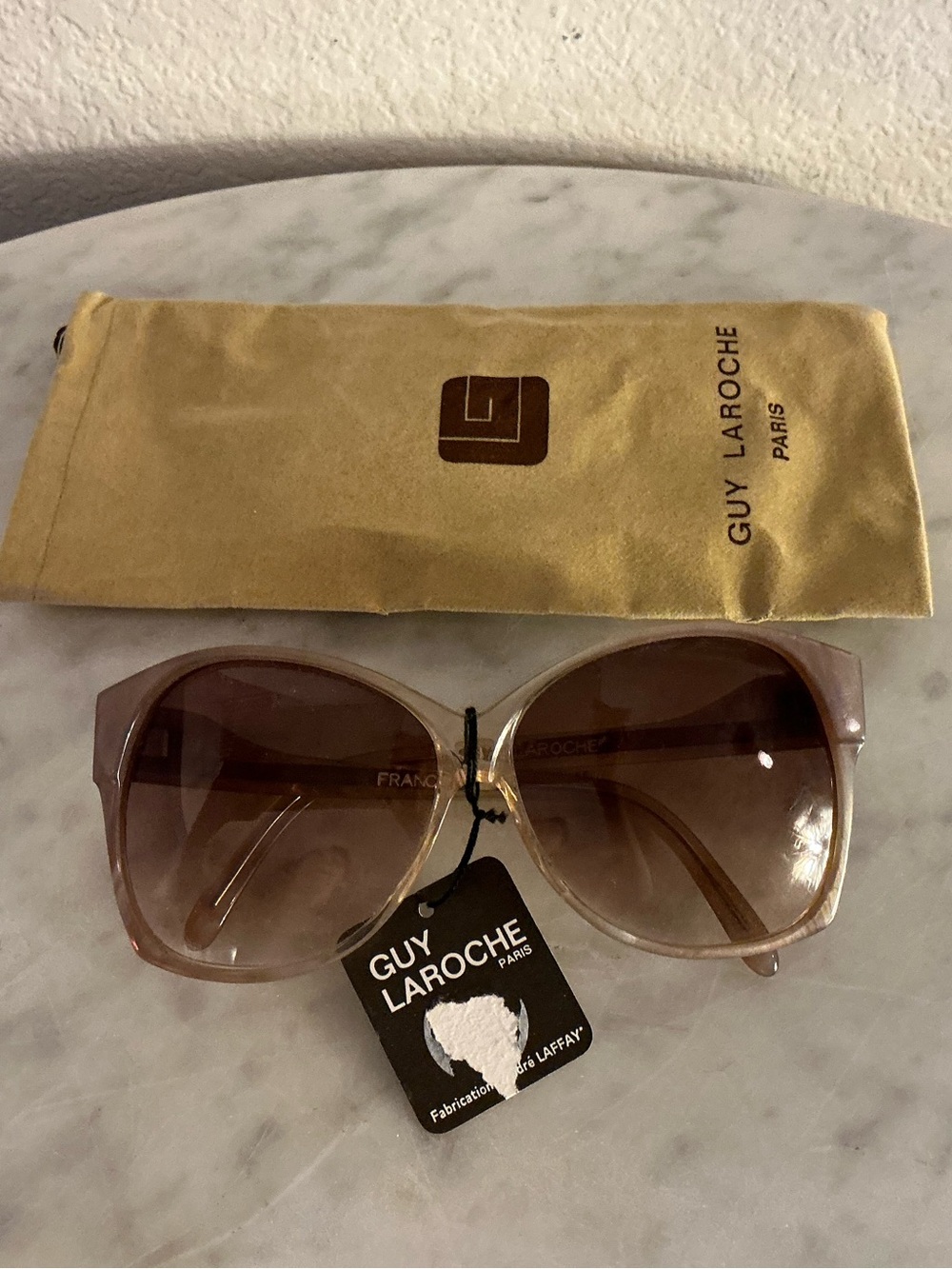Guy Laroche Women's Vintage Oversized Sunglasses in Brown Gradient